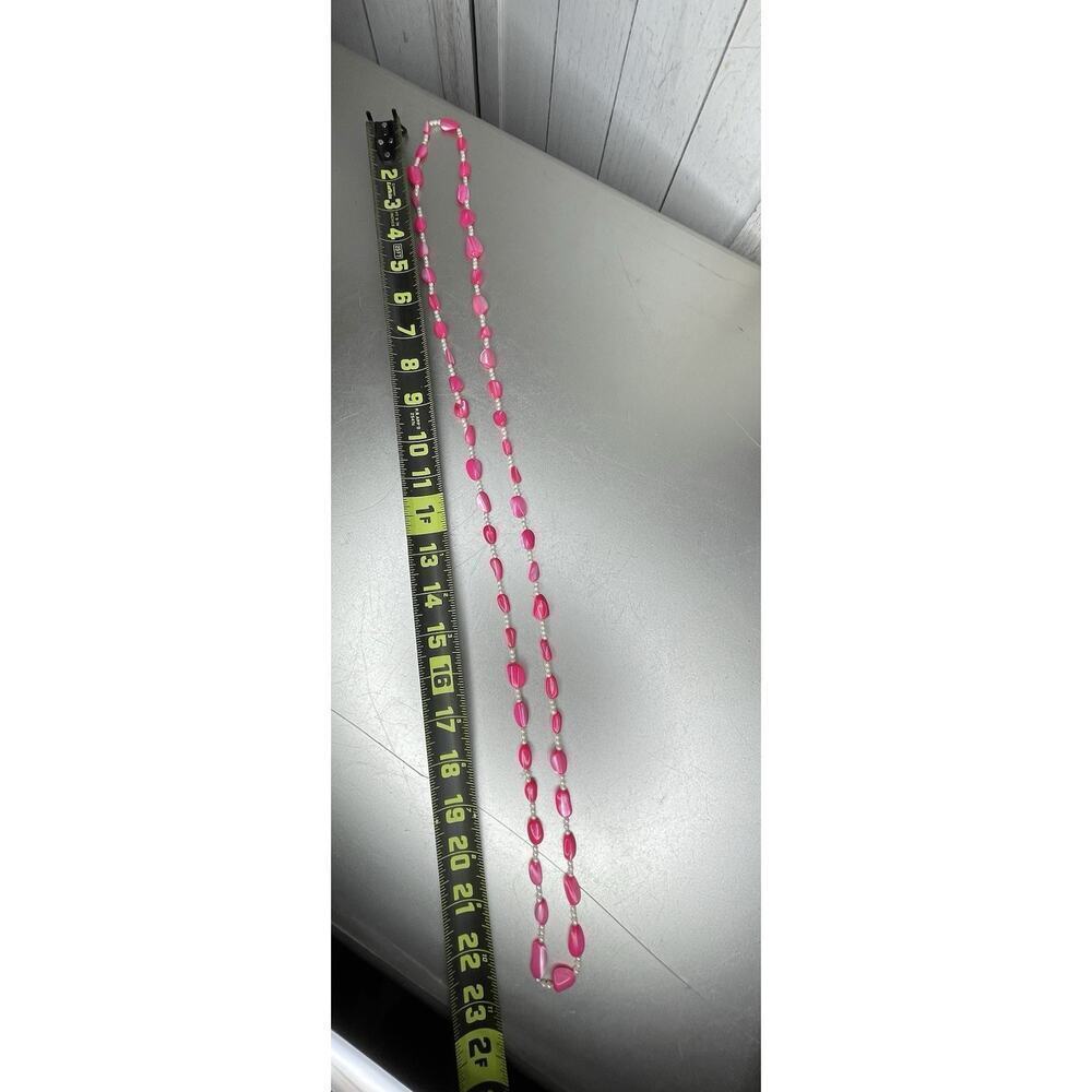 Vintage Bright Neon Pink Necklace Beaded Colorful Bold Seed Pearls - Picture 3 of 3